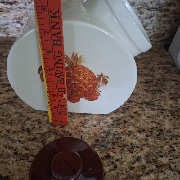 McCoy Cookie Jar - Picture 16 of 16